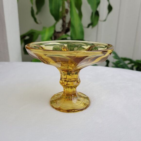 VINTAGE ✨️ Fairfield Amber Yellow Glass Pedestal Footed Dish By Anchor Hocking - Picture 4 of 4